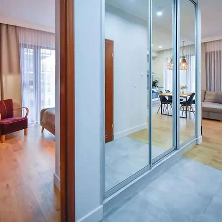 公寓 Apartament Z Sypialnia, Parkingiem I Tarasem 46M