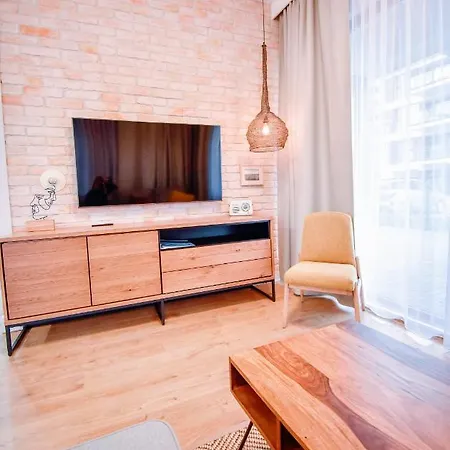 Apartament Z Sypialnia, Parkingiem I Tarasem 46M *