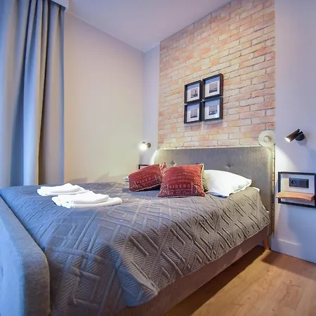 Apartament Z Sypialnia, Parkingiem I Tarasem 46M * 斯维诺乌伊希切