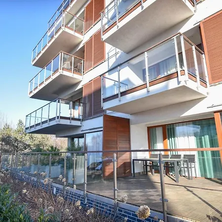 Apartament Z Sypialnia, Parkingiem I Tarasem 46M 斯维诺乌伊希切